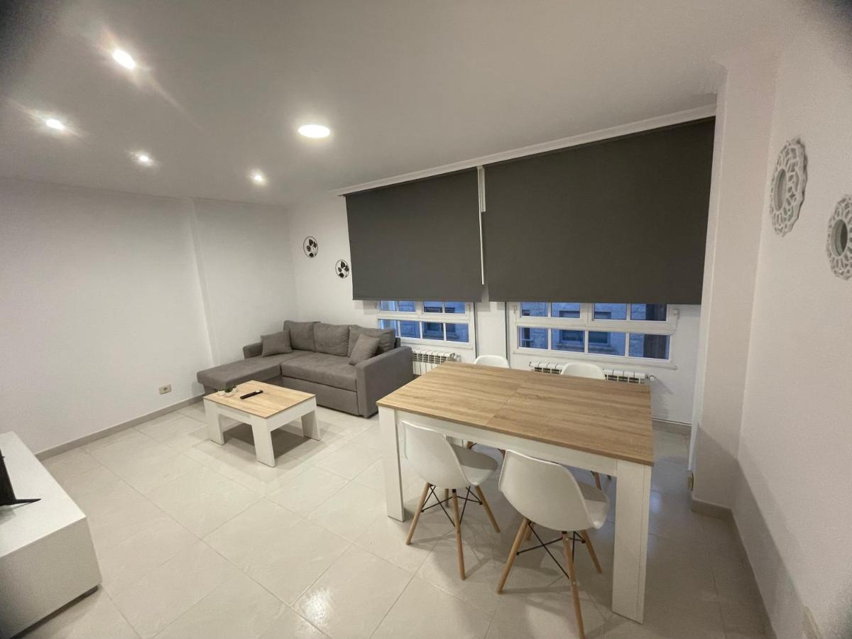 Apartamentos Demar Luis Casais โอโกรเบ ภายนอก รูปภาพ