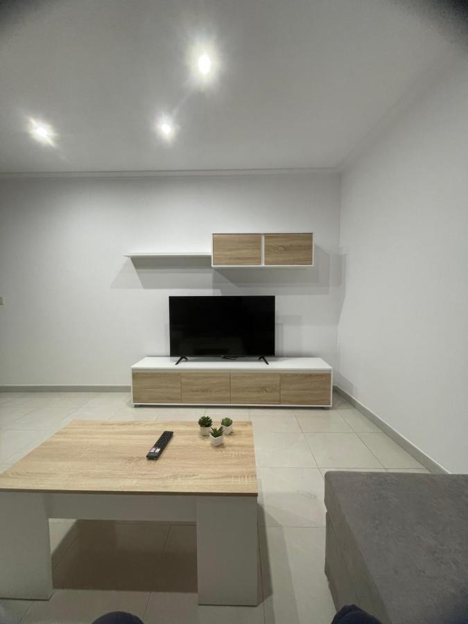 Apartamentos Demar Luis Casais โอโกรเบ ภายนอก รูปภาพ