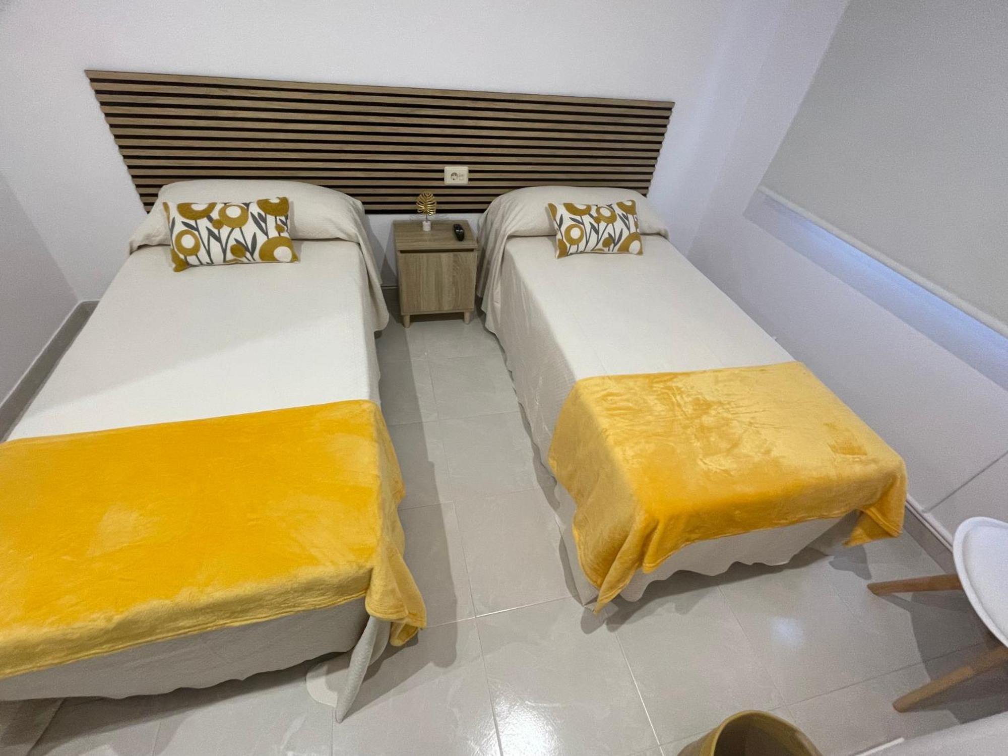 Apartamentos Demar Luis Casais โอโกรเบ ภายนอก รูปภาพ
